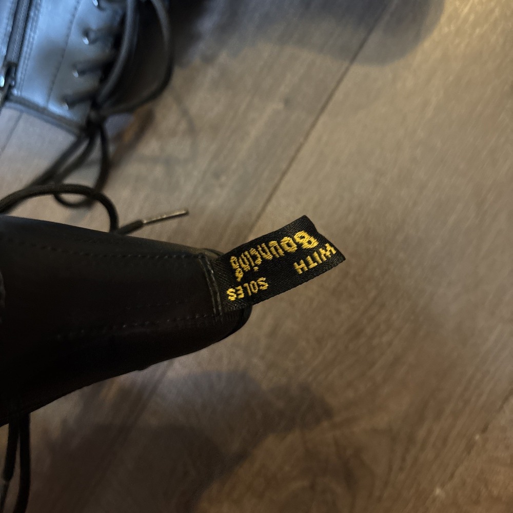 Dr. Martens Doc Martens Zavala Black Air Wair Combat Boots Size Women 6 Men 5 - Picture 4 of 6